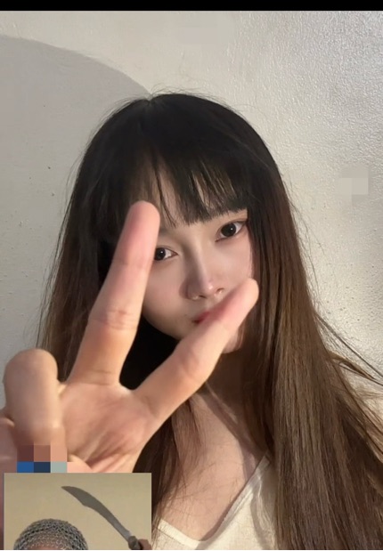 Real cam model online now on CamToCam
