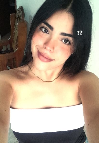 New cam model waiting to chat on CamToCam