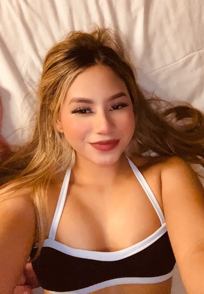 Real cam model online now on CamToCam